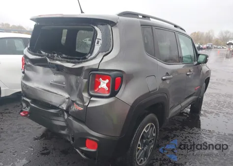 2017 Jeep Renegade Trailhawk 4X4 z USA, uszkodzony, nr VIN ZACCJBCB0HPE50577